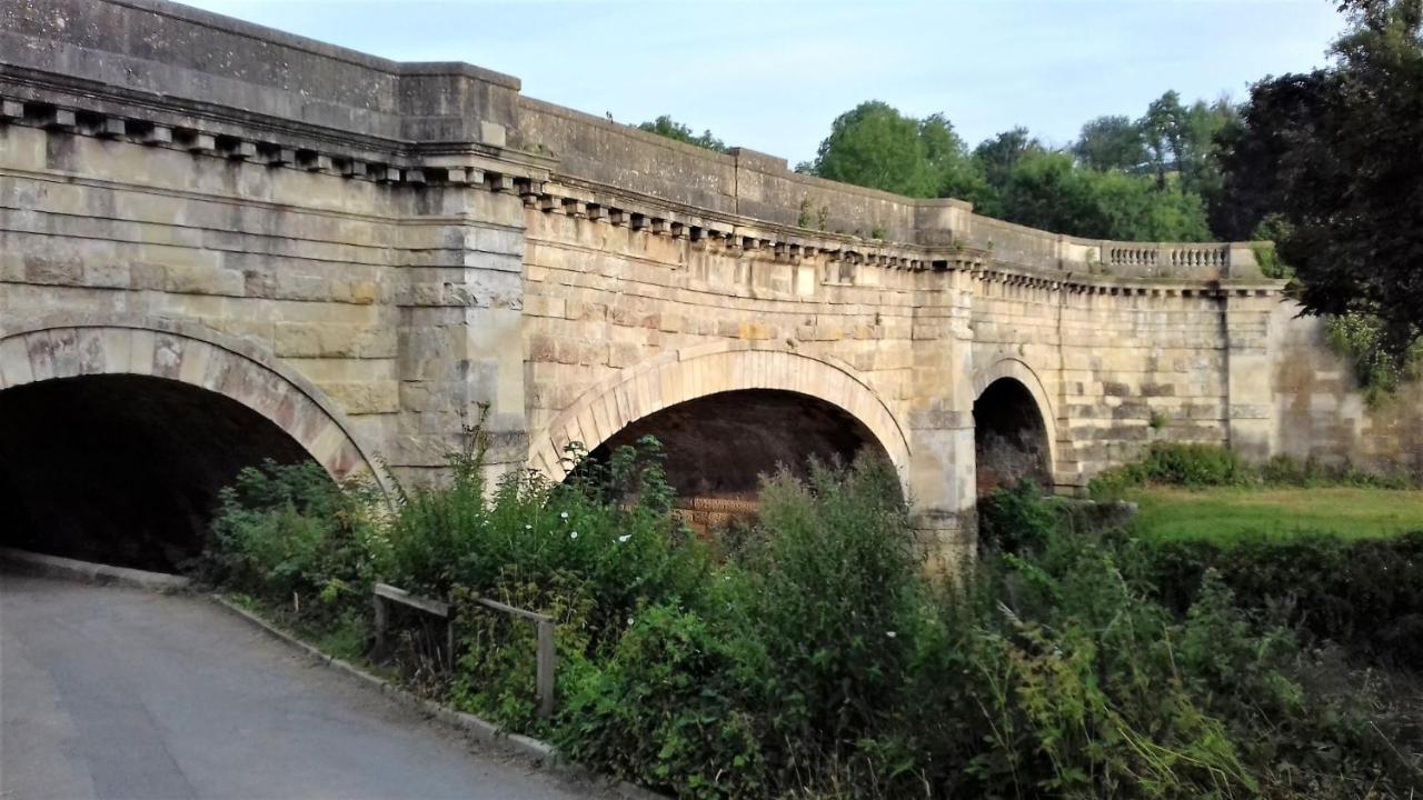 38 Newtown Pensionat Bradford-On-Avon Eksteriør billede